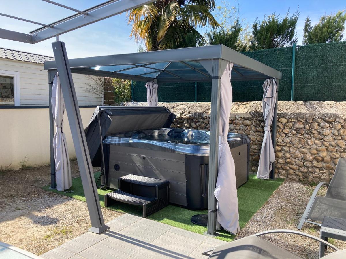 Les Gites De La Galaure Spa En Option Chateauneuf-de-Galaure Εξωτερικό φωτογραφία